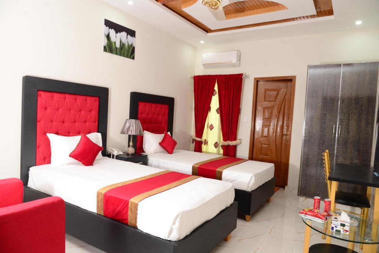 Hotel Deluxe لاهور المظهر الخارجي الصورة