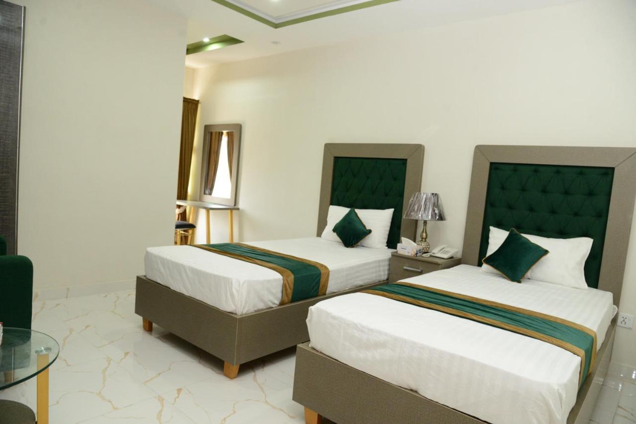 Hotel Deluxe لاهور المظهر الخارجي الصورة