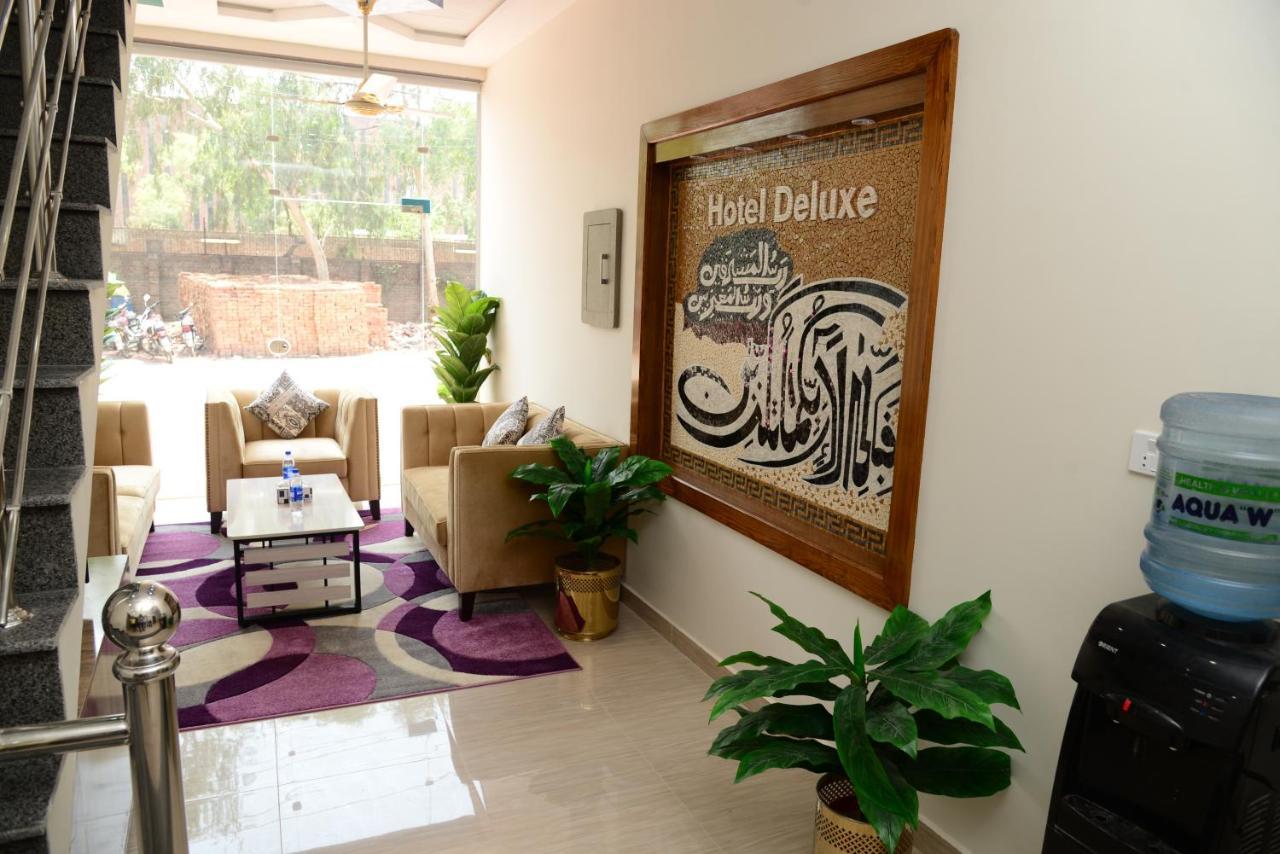 Hotel Deluxe لاهور المظهر الخارجي الصورة