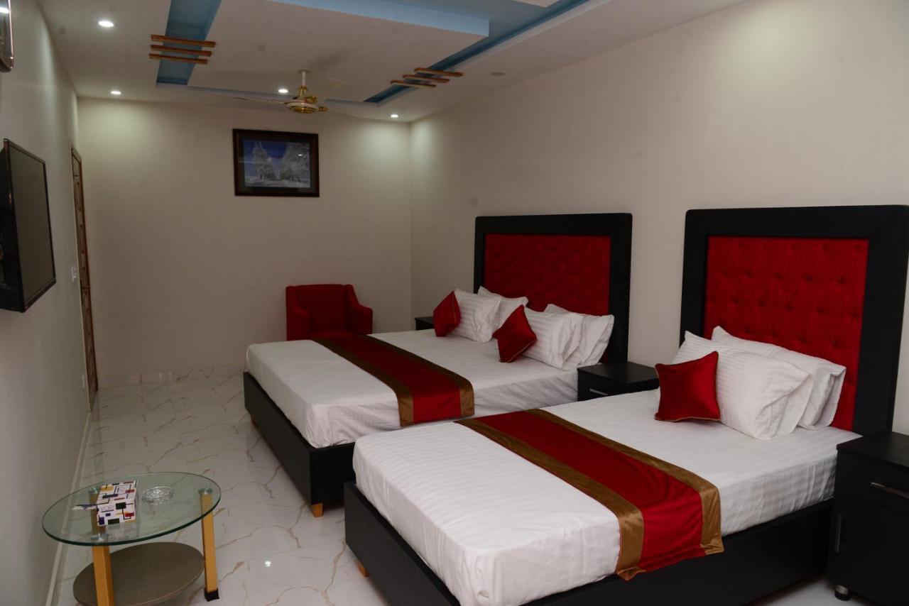 Hotel Deluxe لاهور المظهر الخارجي الصورة