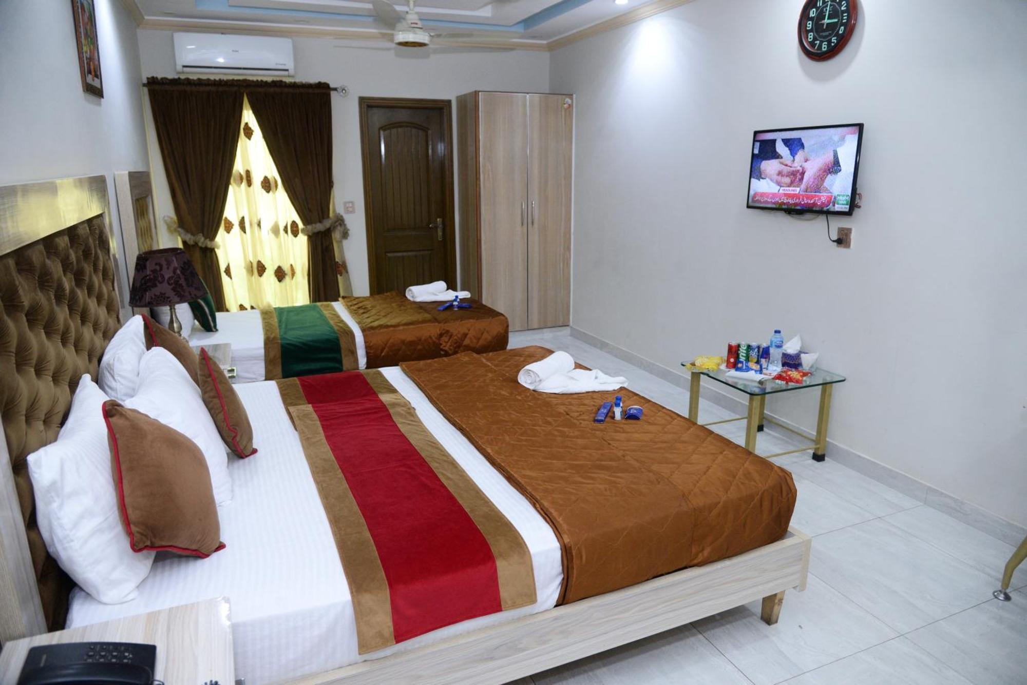 Hotel Deluxe لاهور المظهر الخارجي الصورة